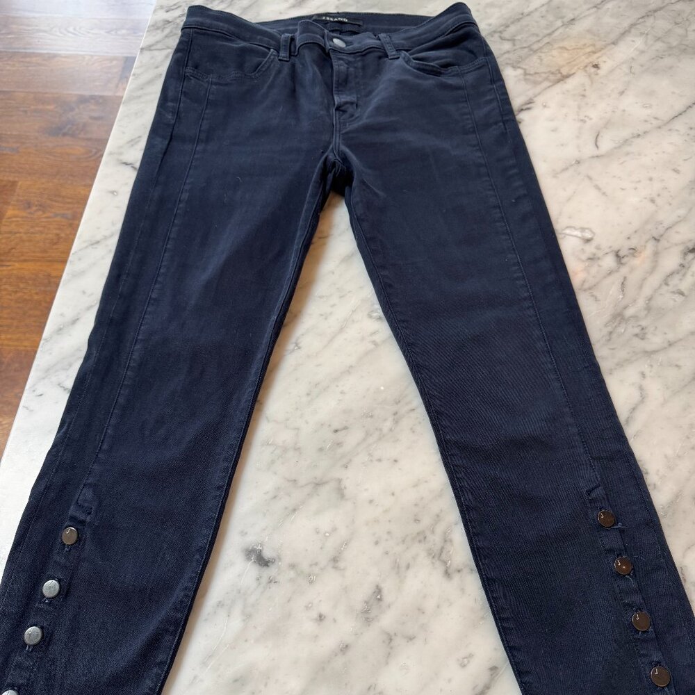 J Brand Dark Wash mid-rise crop pants, size 28